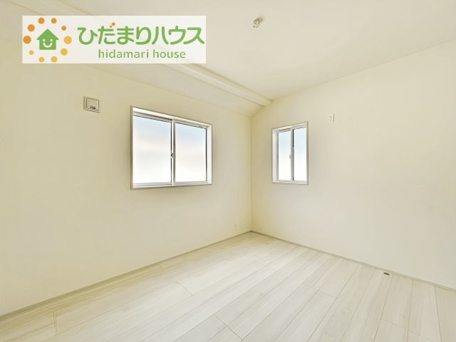 【洋室】 | 牛久市さくら台1丁目4期　新築戸建　1号棟 | 夏場に心地良いひんやり感はフローリングならでは☆彡
