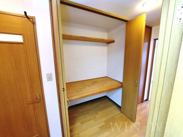 サン・フォレスト B棟の収納