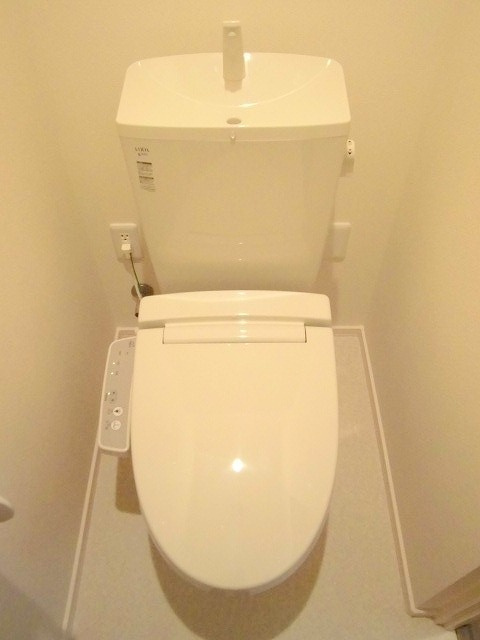 ファンメゾンスッドのトイレ|★温水洗浄便座★