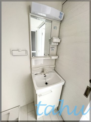 Ludens椎名町の独立洗面台