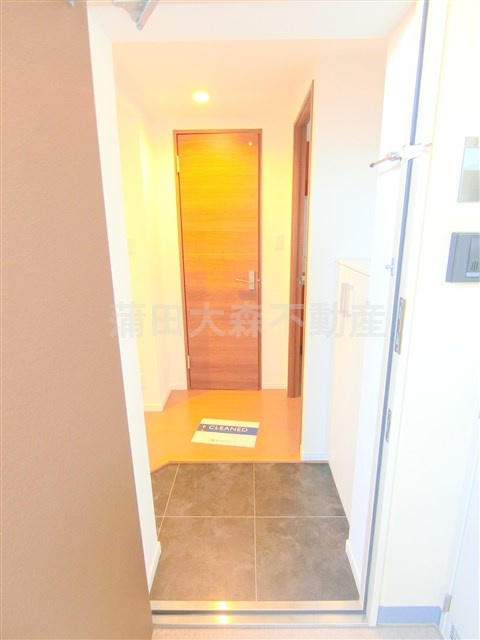 ウェルスクエアイズム蒲田@仲介手数料無料の玄関