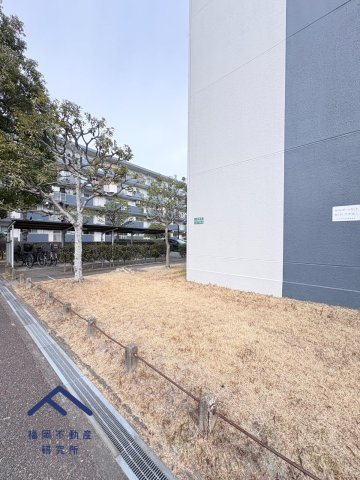 下大利団地27の庭