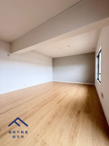 下大利団地27の洋室