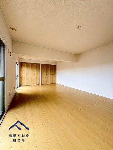 下大利団地27の洋室