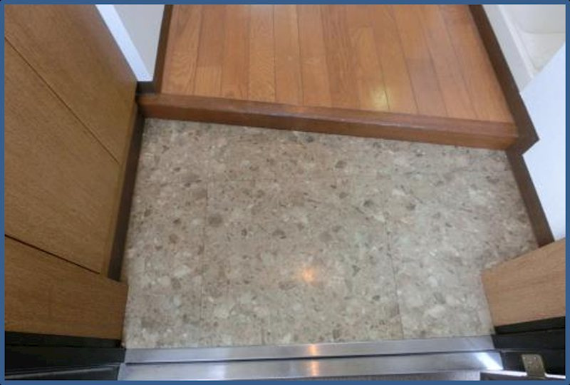 新品家具付きマンション新宿3(KaGood東京)の玄関