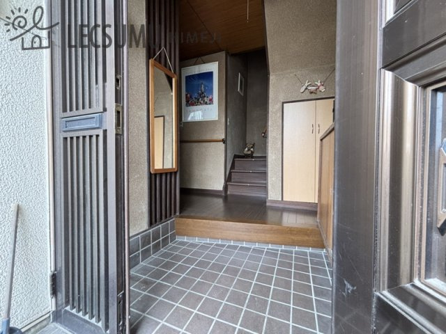 姫路市田寺６丁目/中古戸建の玄関