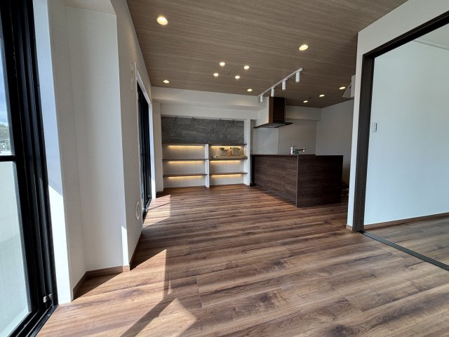 コーラル京王堀之内の画像