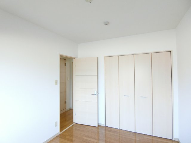 スカイマンションFの洋室|イメージ103号室の写真