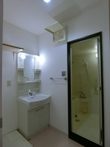 スカイマンションFの洗面所|イメージ103号室の写真