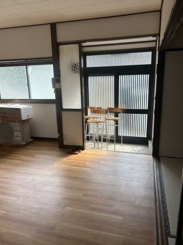 上福岡戸建住宅の玄関