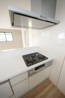 【キッチン】 | 【仲介手数料無料！！】八王子市長沼町　新築戸建て（全7棟）1号棟　3999万円