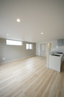 【居間・リビング】 | 【仲介手数料無料！！】八王子市長沼町　新築戸建て（全7棟）1号棟　3999万円