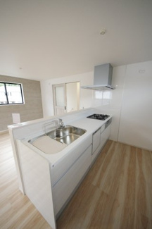 【キッチン】 | 【仲介手数料無料！！】八王子市長沼町　新築戸建て（全7棟）1号棟　3999万円