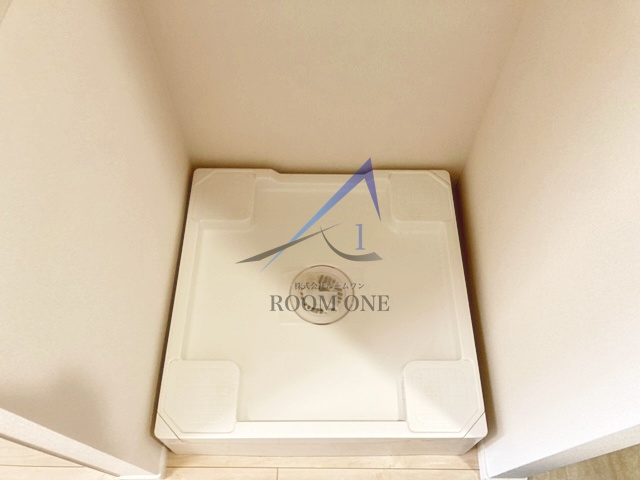 ウエスト・ストーリーの設備|洗濯機置き場です。