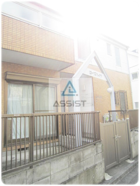 ローズハイツのエントランス