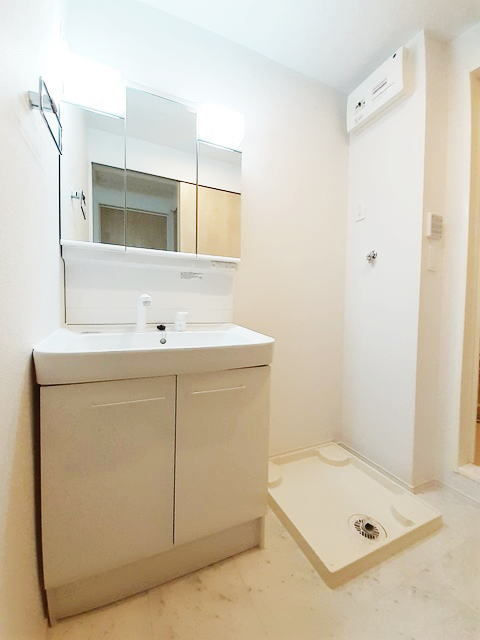 ウエスティン　リバーの独立洗面台