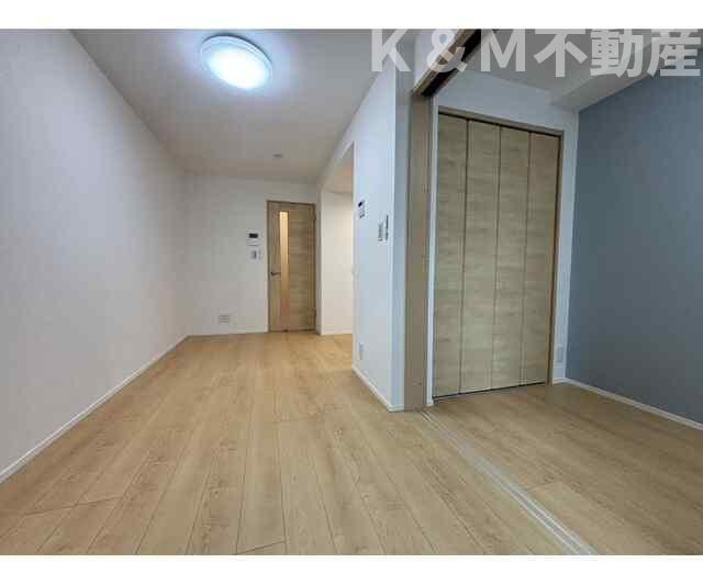 Ａｚｕｒｅ　Ｔｏｋｉｗａｄａｉｒａ（アジュール常盤平）の居間・リビング|ゆったりとしたリビングです