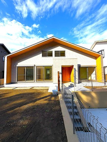 Green Life in 鎌倉梶原 – 光と庭の家の外観