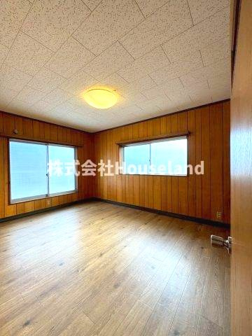 和歌浦中2丁目戸建の洋室