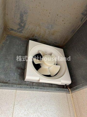 和歌浦中2丁目戸建のキッチン