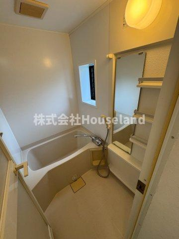 和歌浦中2丁目戸建の浴室