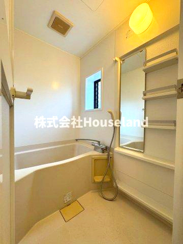 和歌浦中2丁目戸建の浴室