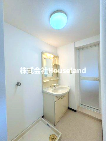 和歌浦中2丁目戸建の洗面所