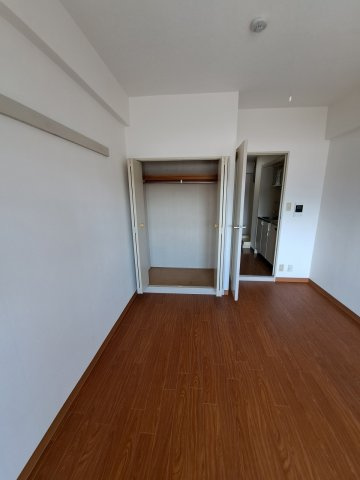 フロイデ里中の収納