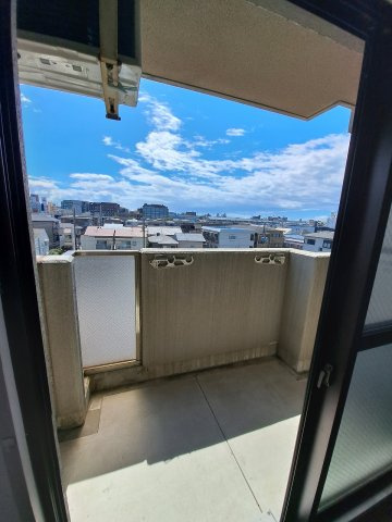 フロイデ里中のバルコニー