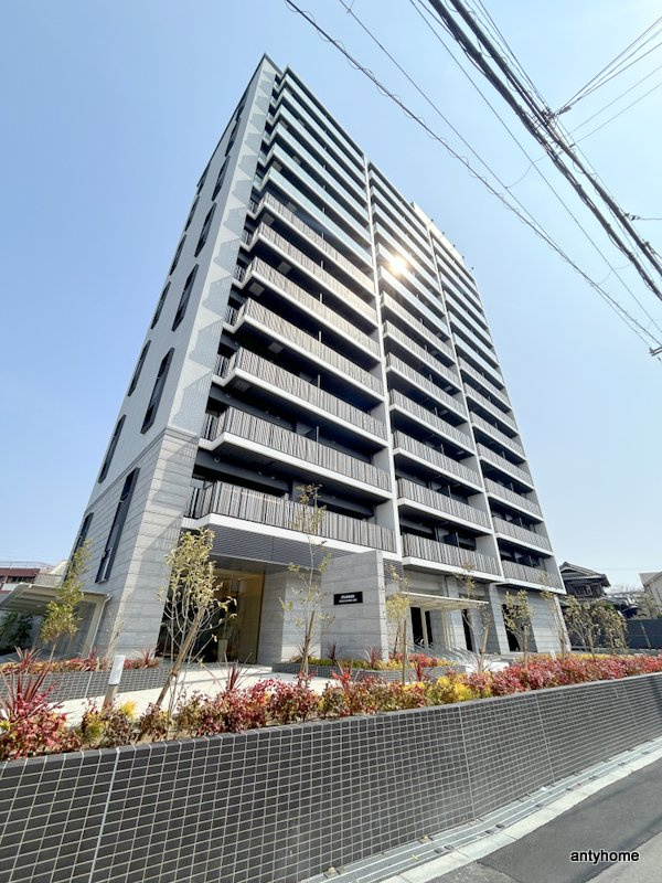 スプランディッド大阪NAMBA LINE 仲介手数料無料の外観