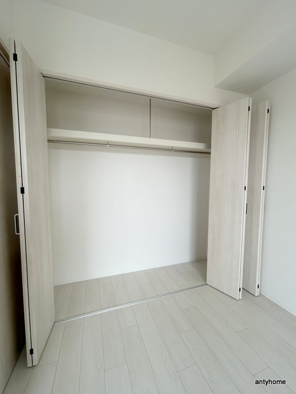 スプランディッド大阪NAMBA LINE 仲介手数料無料の収納