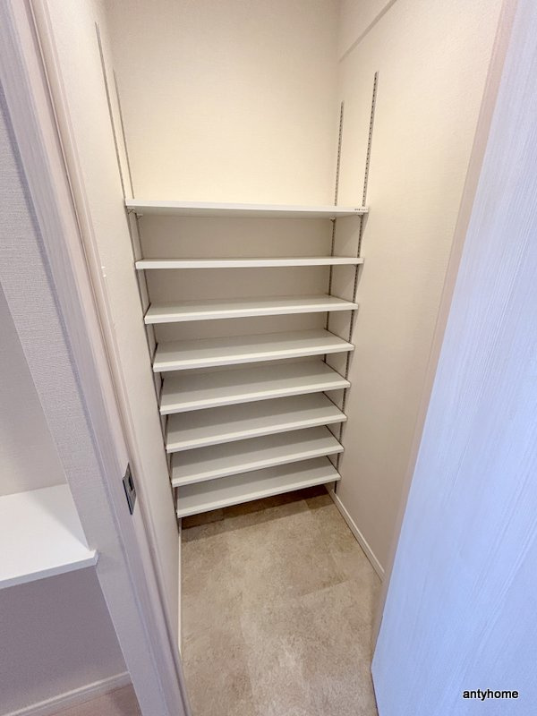 スプランディッド大阪NAMBA LINE 仲介手数料無料の収納