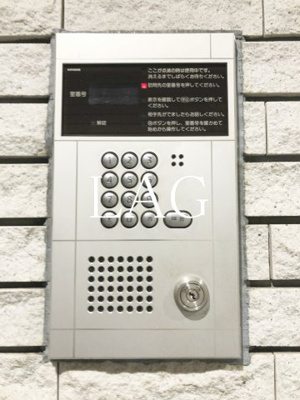 【セキュリティ】 | 白金アネックス | オートロックです。