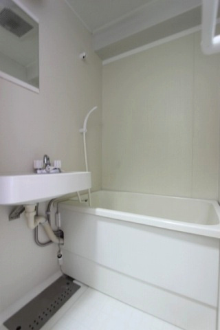 信和ビルの浴室