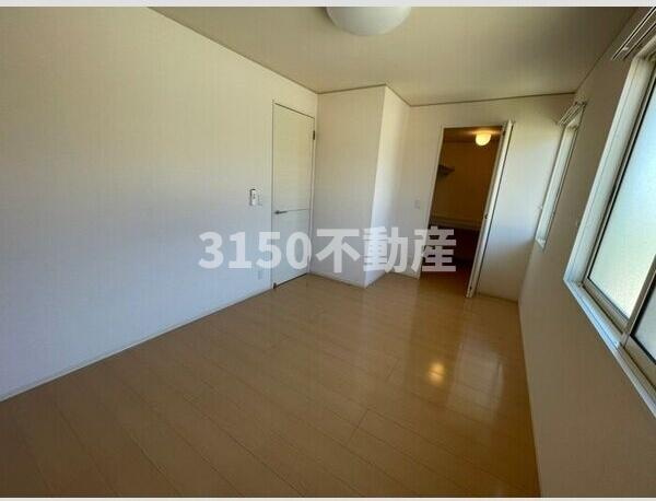 サンライズの寝室