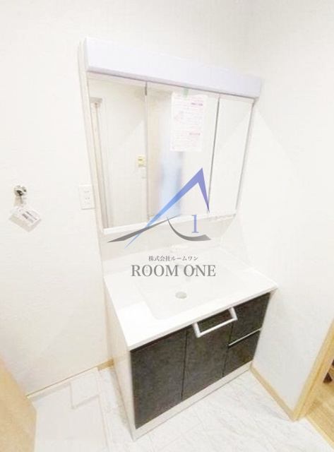 漆喰の家　高砂の洗面所|洗面台です。