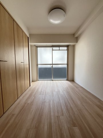 大阪市旭区新森６丁目の賃貸マンションの寝室