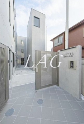 【エントランス】 | キャスティア目黒柿の木坂 | エントランスです。