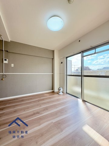 ロワールマンション大橋5の洋室