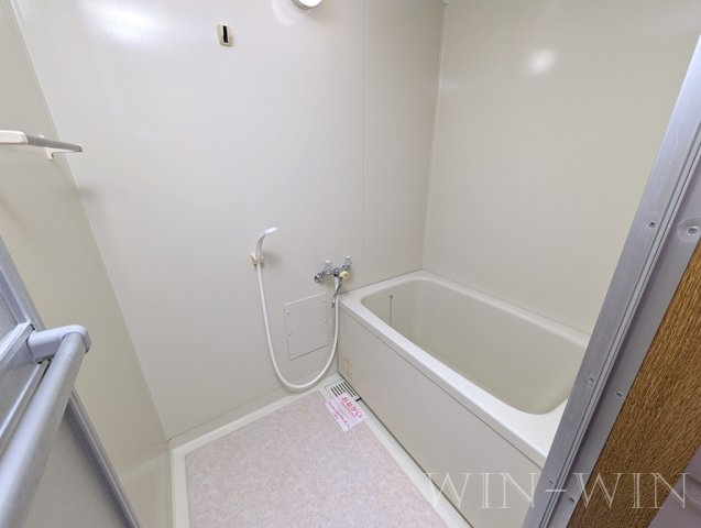 ロジュマン緑ケ丘の浴室