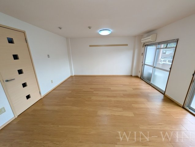 ロジュマン緑ケ丘の居間・リビング