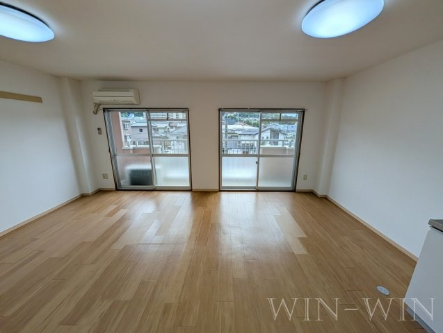 ロジュマン緑ケ丘の居間・リビング