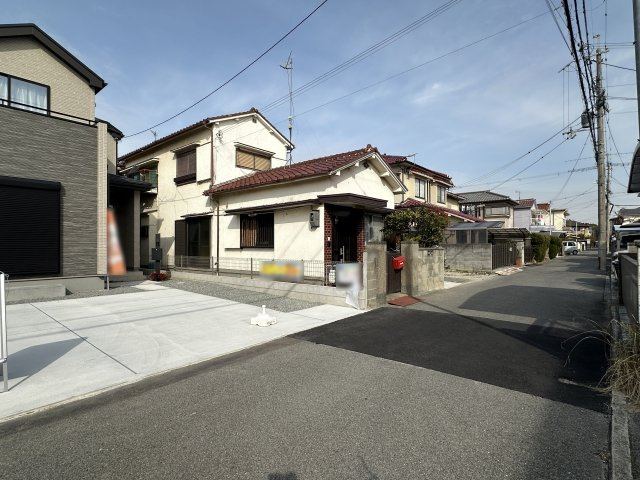 明石市沢野２丁目新築戸建の前面道路含む現地写真