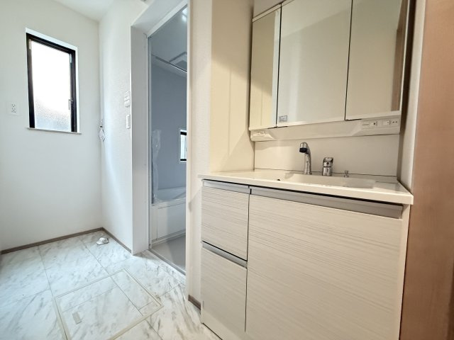 明石市沢野２丁目新築戸建の洗面所