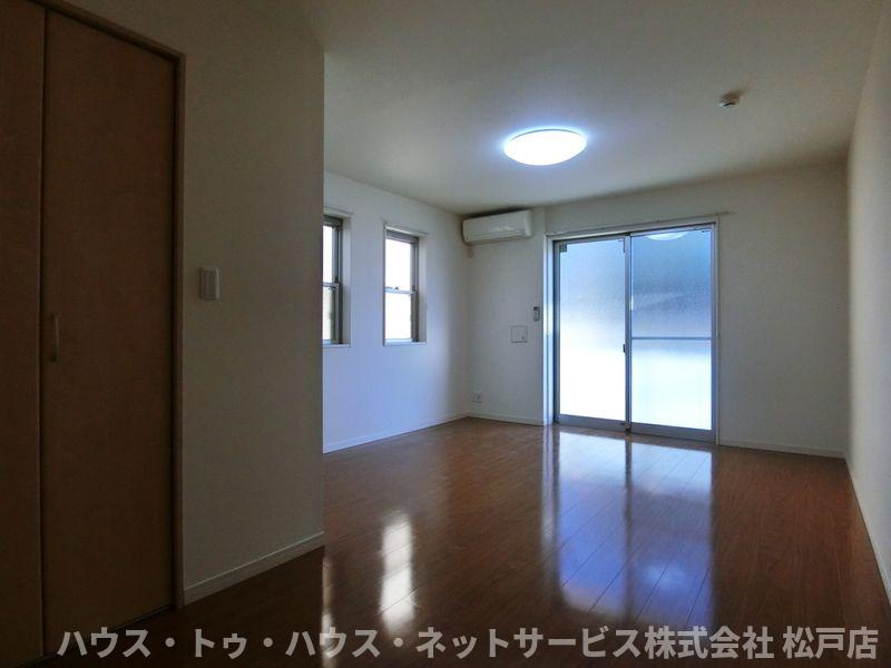 リブリ・Y.T常盤平の寝室