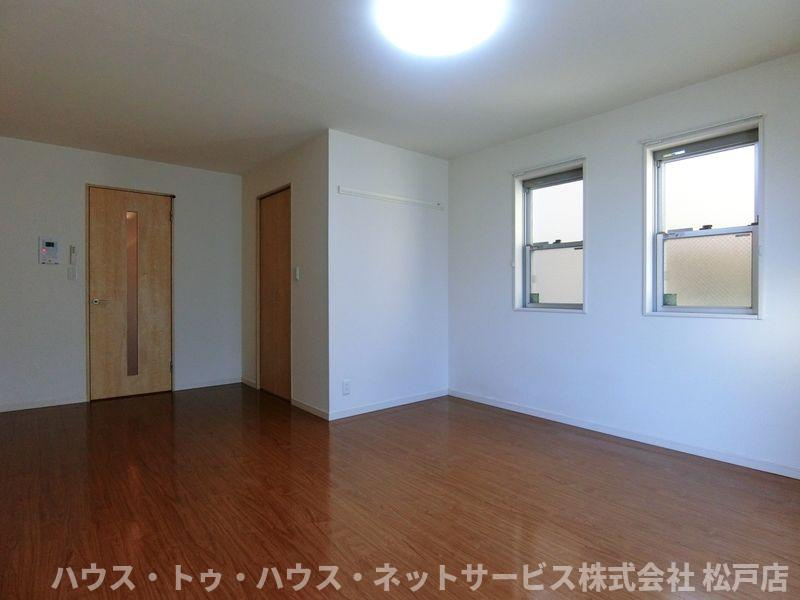 リブリ・Y.T常盤平の居間・リビング