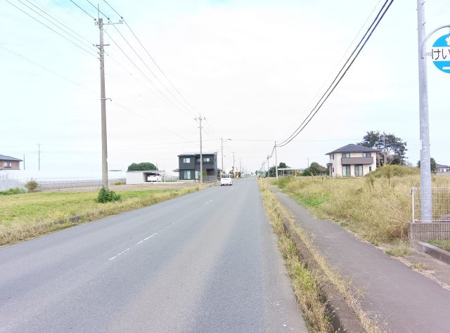 筑西市藤ケ谷の前面道路含む現地写真