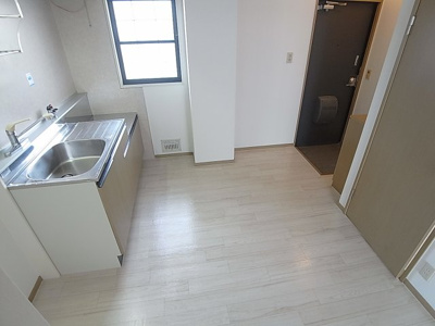 【設備】 | ビーラインミフネ1号館 | 風通しの良い室内