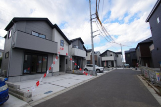 【前面道路含む現地写真】 | 【仲介手数料無料！！】八王子市長沼町　新築戸建て（全7棟）2号棟　4599万円