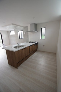 【キッチン】 | 【仲介手数料無料！！】八王子市長沼町　新築戸建て（全7棟）2号棟　4599万円